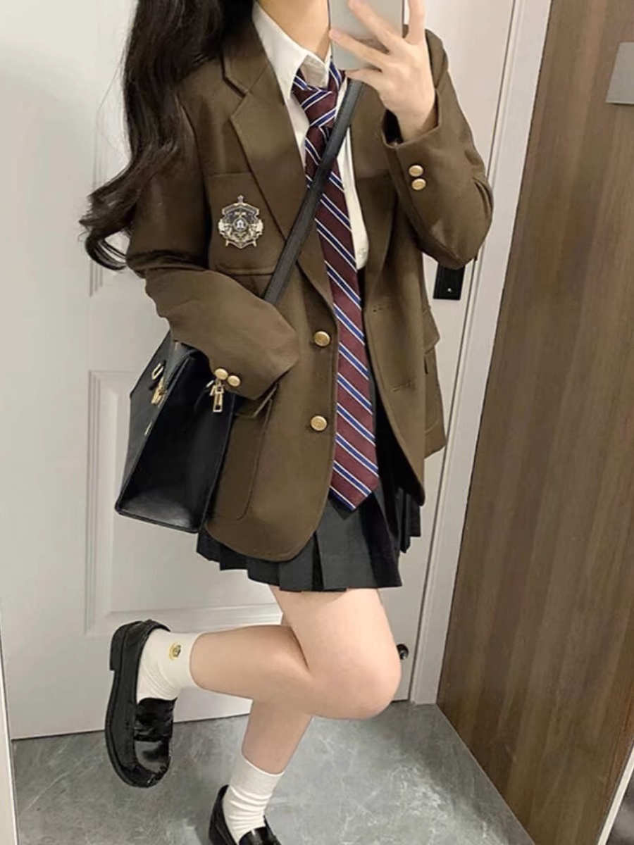 Japanese Tea - 秋冬茶色の女性用学生服セット プリーツスカートとスーツジャケット付き 高品質和風ファッション